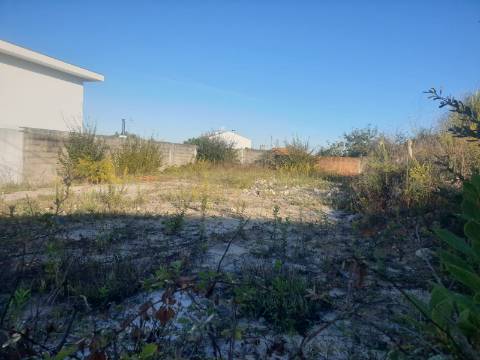 Terreno (Lote) para construção moradia geminada