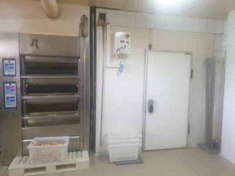 Padaria / Pastelaria Oliveira do Bairro para venda de trespasse