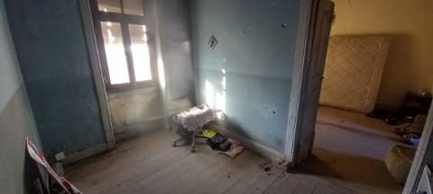 Moradia T3 para Remodelação ou Construção em Oiã