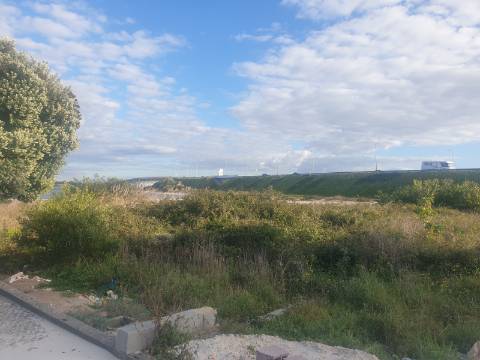 Terreno com loteamento nº 60- Praia da Barra