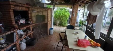 Moradia / Anexos Arredores de Sangalhos