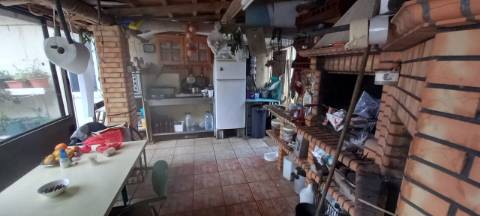 Moradia / Anexos Arredores de Sangalhos