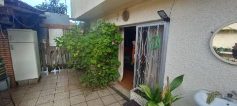 Moradia / Anexos Arredores de Sangalhos