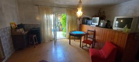 Moradia / Anexos Arredores de Sangalhos