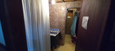 Loja a poucos minutos do centro de Oliveira do Bairro