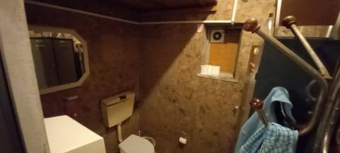 Loja a poucos minutos do centro de Oliveira do Bairro