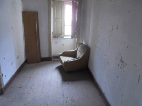 Moradia T2 para reconstruir Águeda