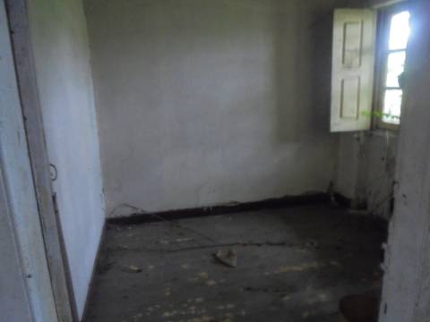 Moradia T2 para reconstruir Águeda