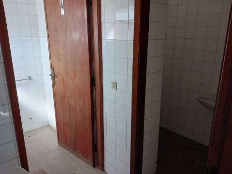 Loja para venda em Bustos