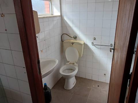 Loja para venda em Bustos