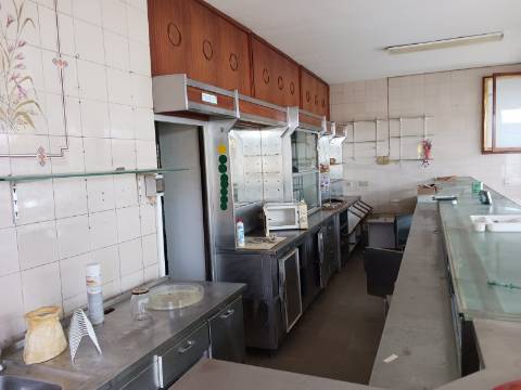 Loja para venda em Bustos