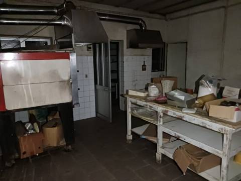 Loja para venda em Bustos