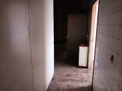 Loja para venda em Bustos