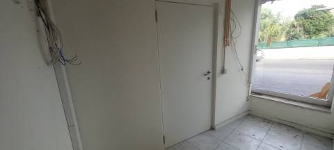 Loja para venda em Oiã