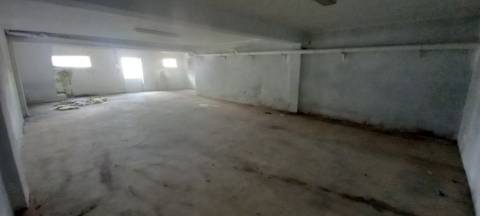 Loja para venda em Oiã