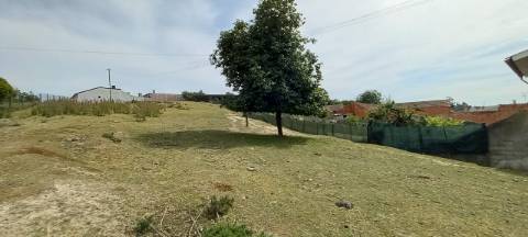 Terreno Urbano Fermentelos