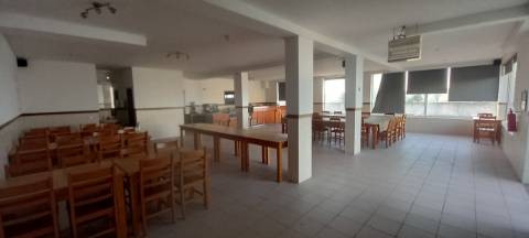 Café/Snack Bar para venda em Fermentelos