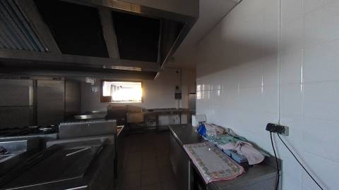 Café/Snack Bar para venda em Fermentelos