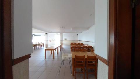 Café/Snack Bar para venda em Fermentelos