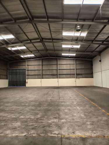 Armazém para arrendar