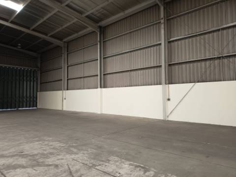 Armazém para arrendar