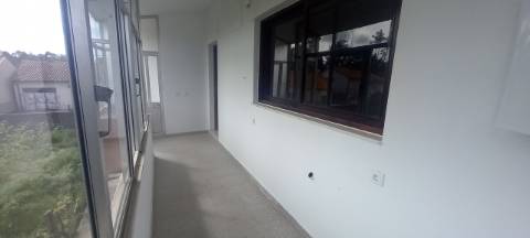 Andar Moradia T3 com jardim a poucos minutos do centro de Oliveira do Bairro