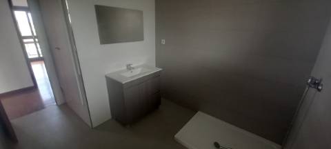 Andar Moradia T3 com jardim a poucos minutos do centro de Oliveira do Bairro