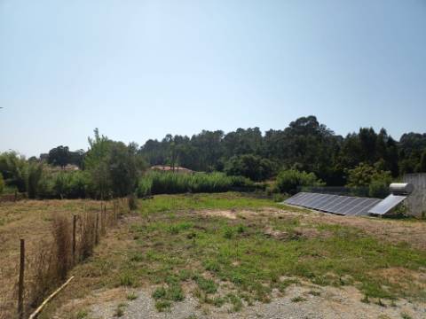 Terreno com Casa Móvel