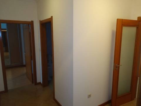 Apartamento T3 Oliveira do Bairro