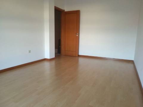 Apartamento T3 Oliveira do Bairro