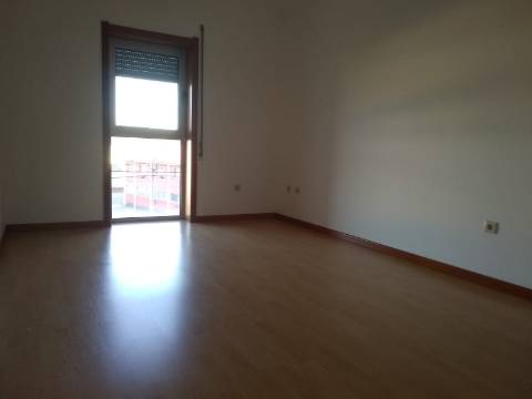 Apartamento T3 Oliveira do Bairro