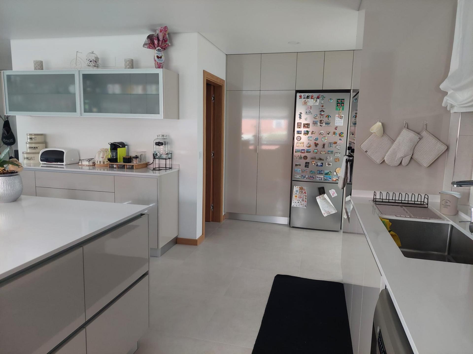 Moradia T3 Moderna e Confortável em Oliveira do Bairro.