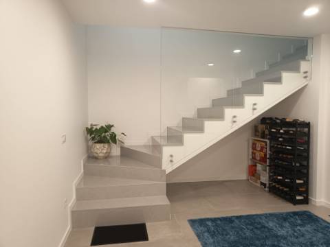 Moradia T3 Moderna e Confortável em Oliveira do Bairro.