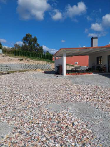 Moradia T3 Moderna e Confortável em Oliveira do Bairro.