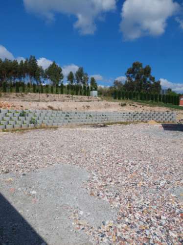 Moradia T3 Moderna e Confortável em Oliveira do Bairro.