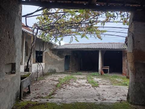 Moradia para restaurar