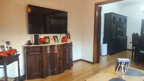 T5 com Terreno, Anexos e Zona de Lazer - Uma Propriedade que Supera Expectativas