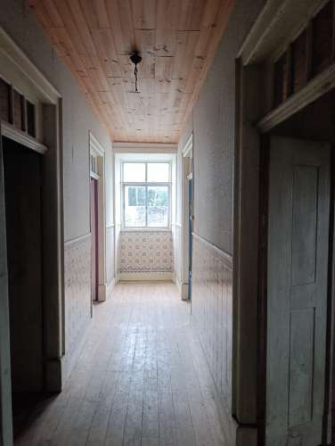 Moradia T4 para recuperar