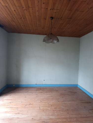 Moradia T4 para recuperar