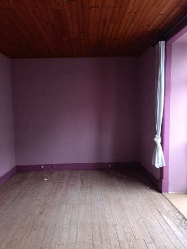 Moradia T4 para recuperar