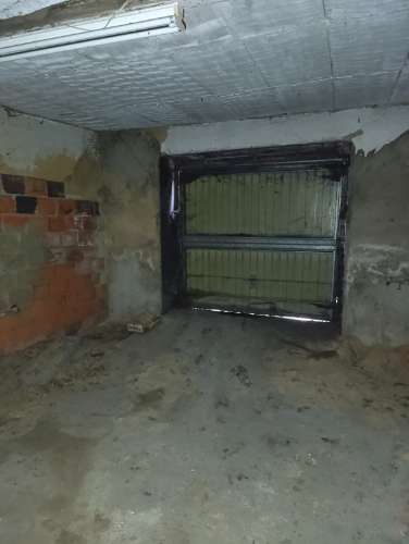 Moradia T4 para recuperar