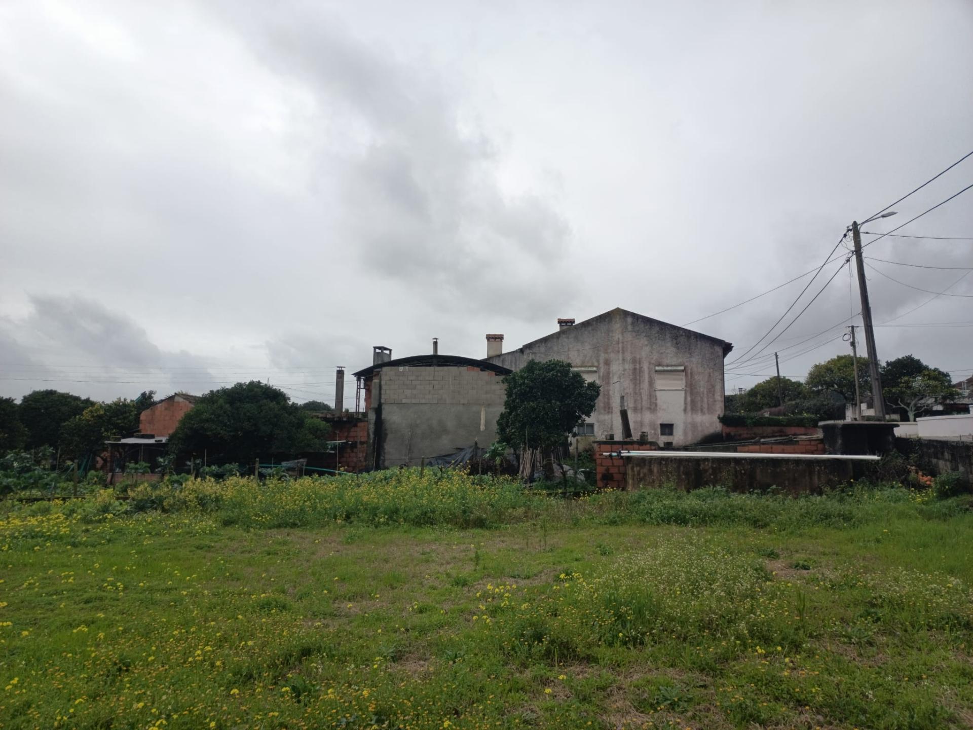 Terreno Urbano em Fermentelos