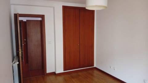 Apartamento T2 em Oliveira do Bairro