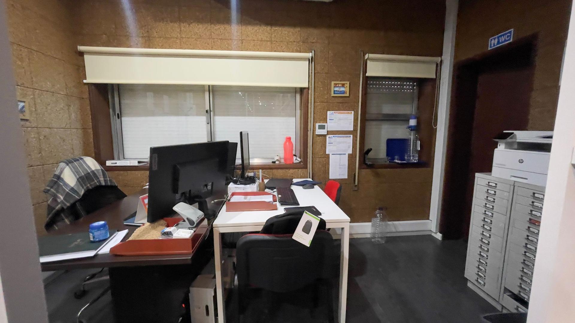 Loja em Oliveira do Bairro