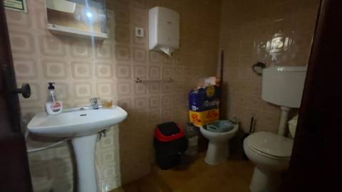 Loja em Oliveira do Bairro