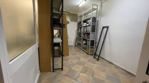 Loja em Oliveira do Bairro