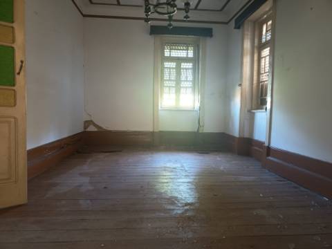Moradia T3+Terreno