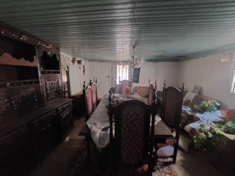 Moradia p/ Recuperar - Boassas Cinfães