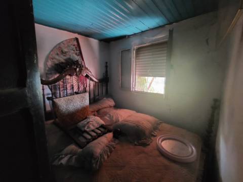 Moradia p/ Recuperar - Boassas Cinfães