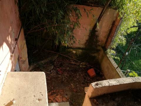 Moradia p/ Recuperar - Boassas Cinfães